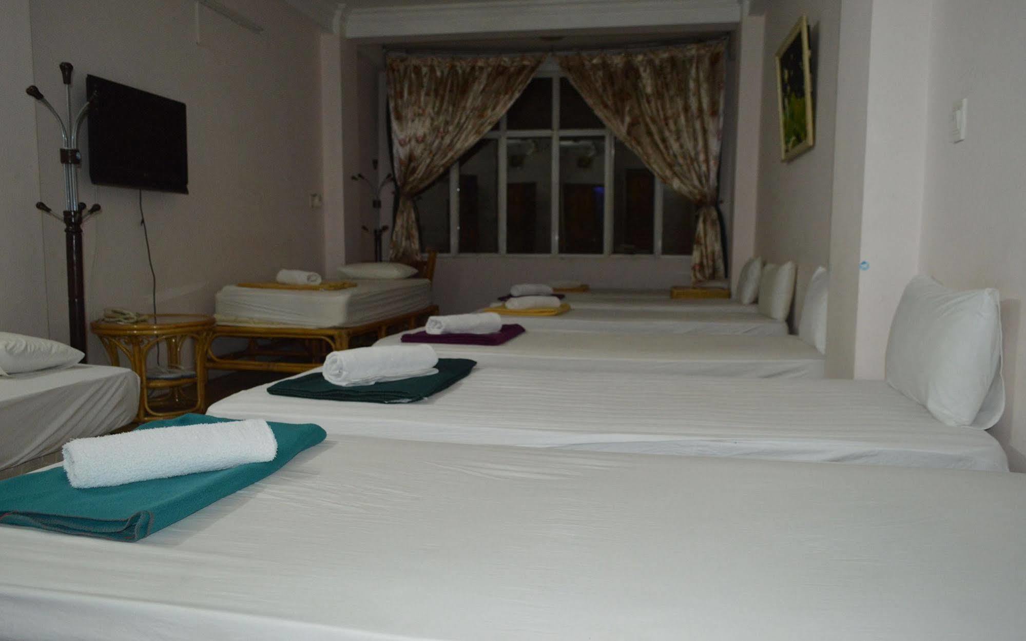 Reddoorz @ Pham Ngu Lao Street 4 Hotel Ho Chi Minh City Exterior photo
